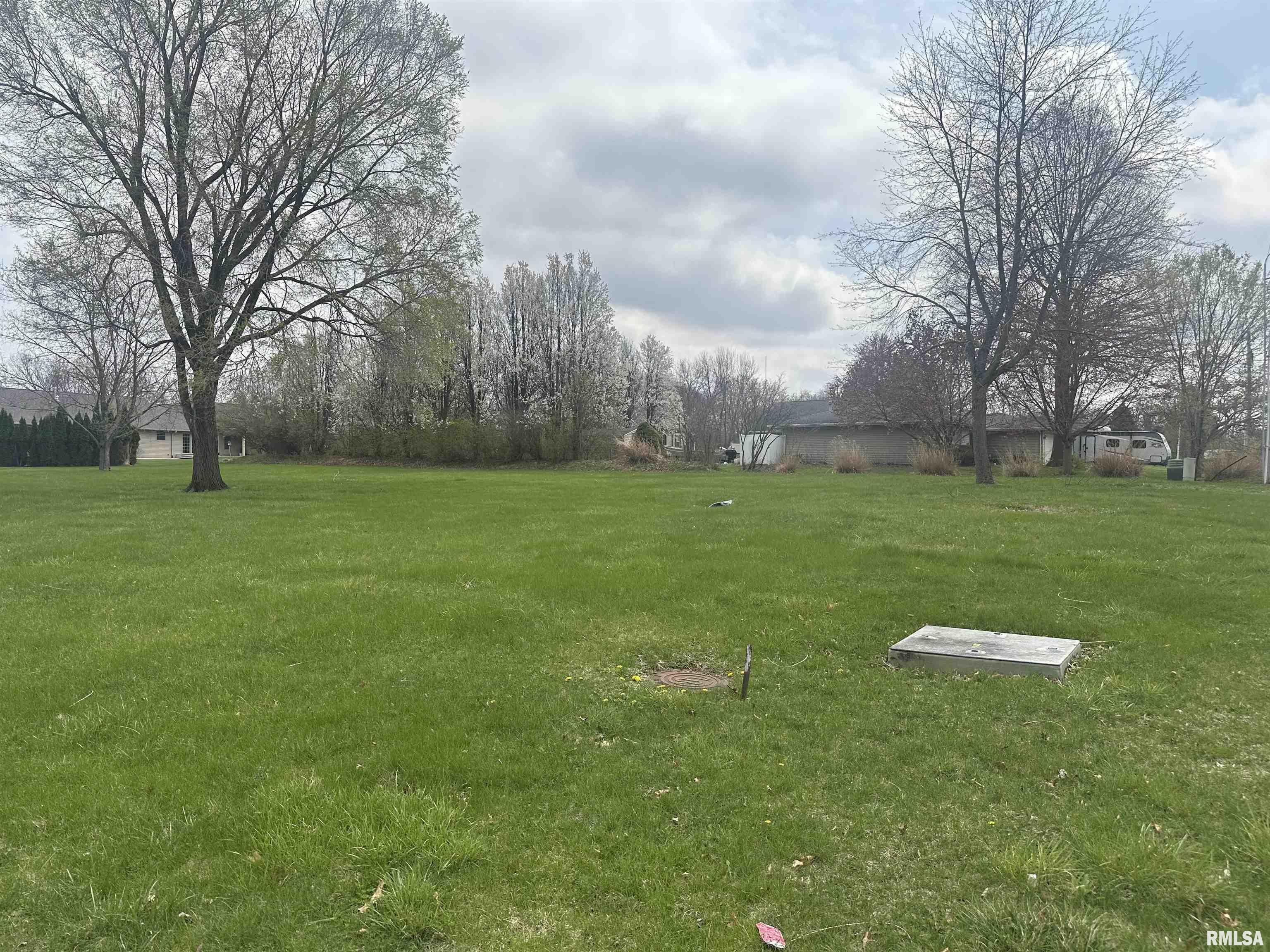Property Photo: 100 Peace Field Lane IL 61611
