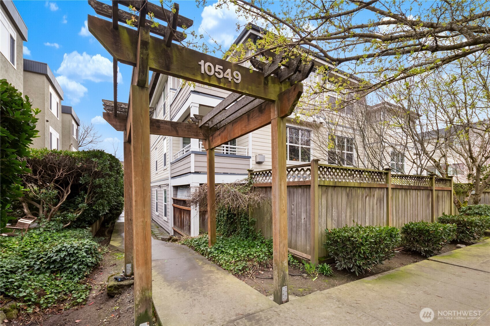 10549  Stone Avenue N 202  Seattle WA 98133 photo