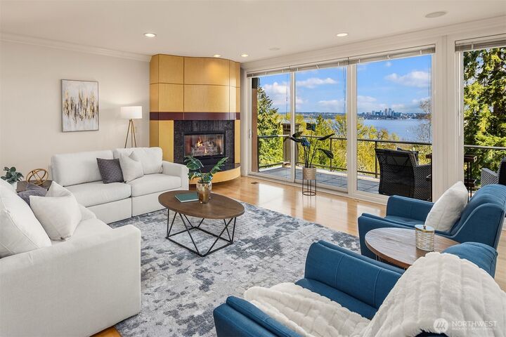 515  33rd Avenue S  Seattle WA 98144 photo