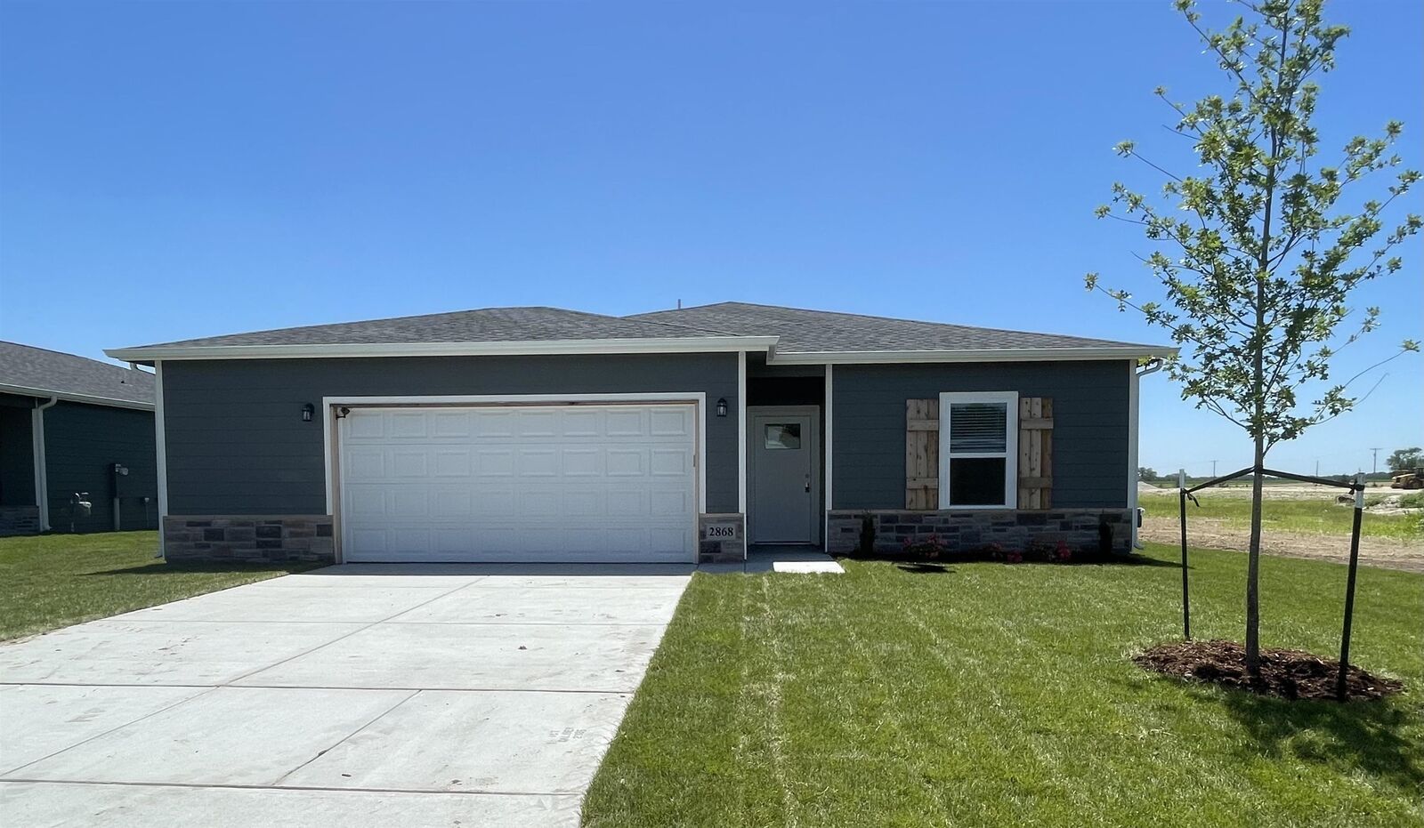 Property Photo:  2868 S Maize Ct  KS 67215 