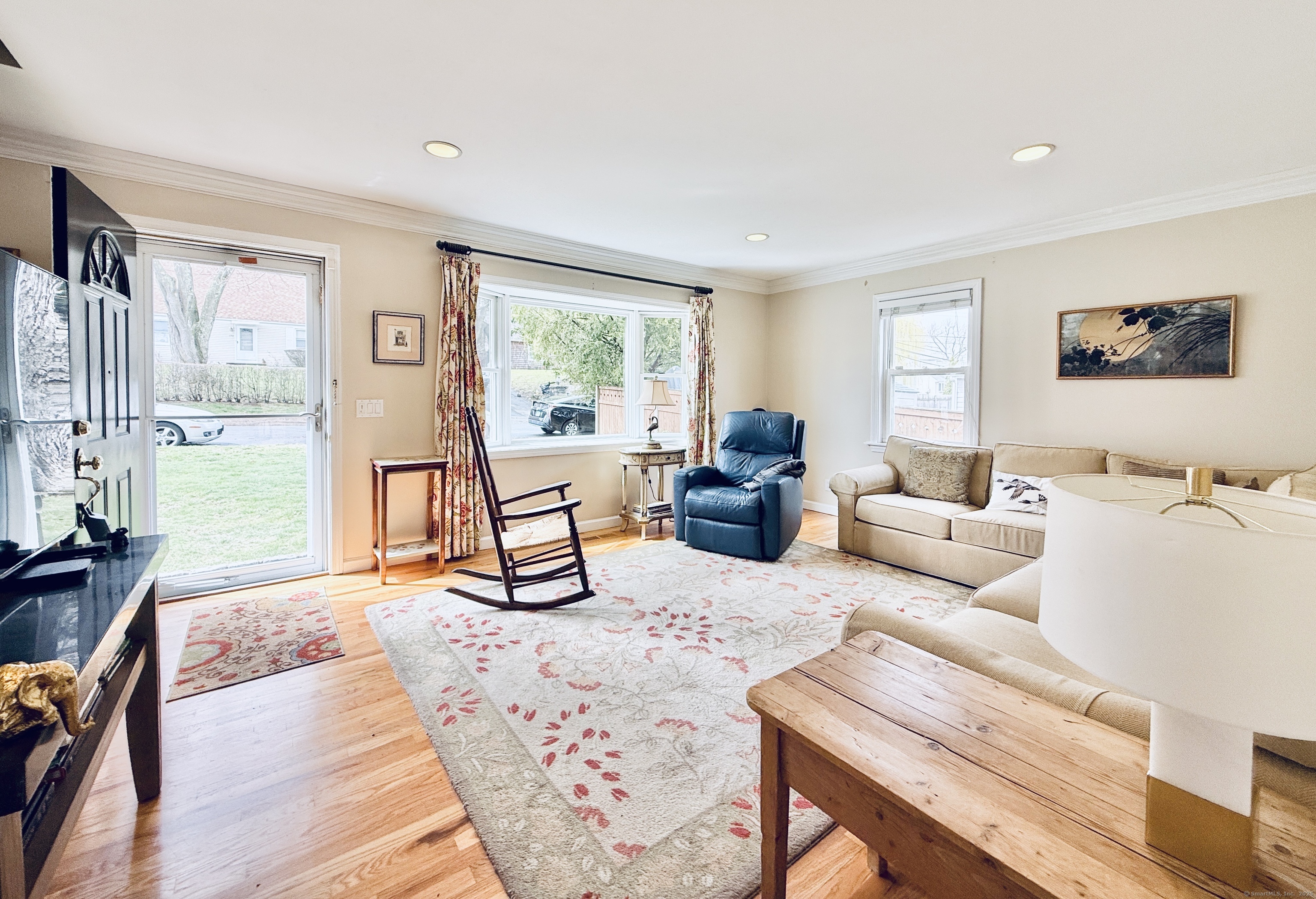 Property Photo:  129 Dora Street  CT 06902 