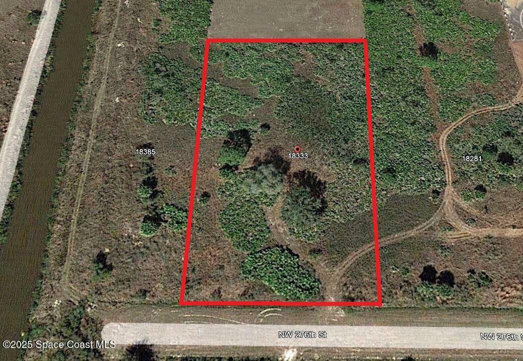 Property Photo: 18333 NW 276 Street FL 34972