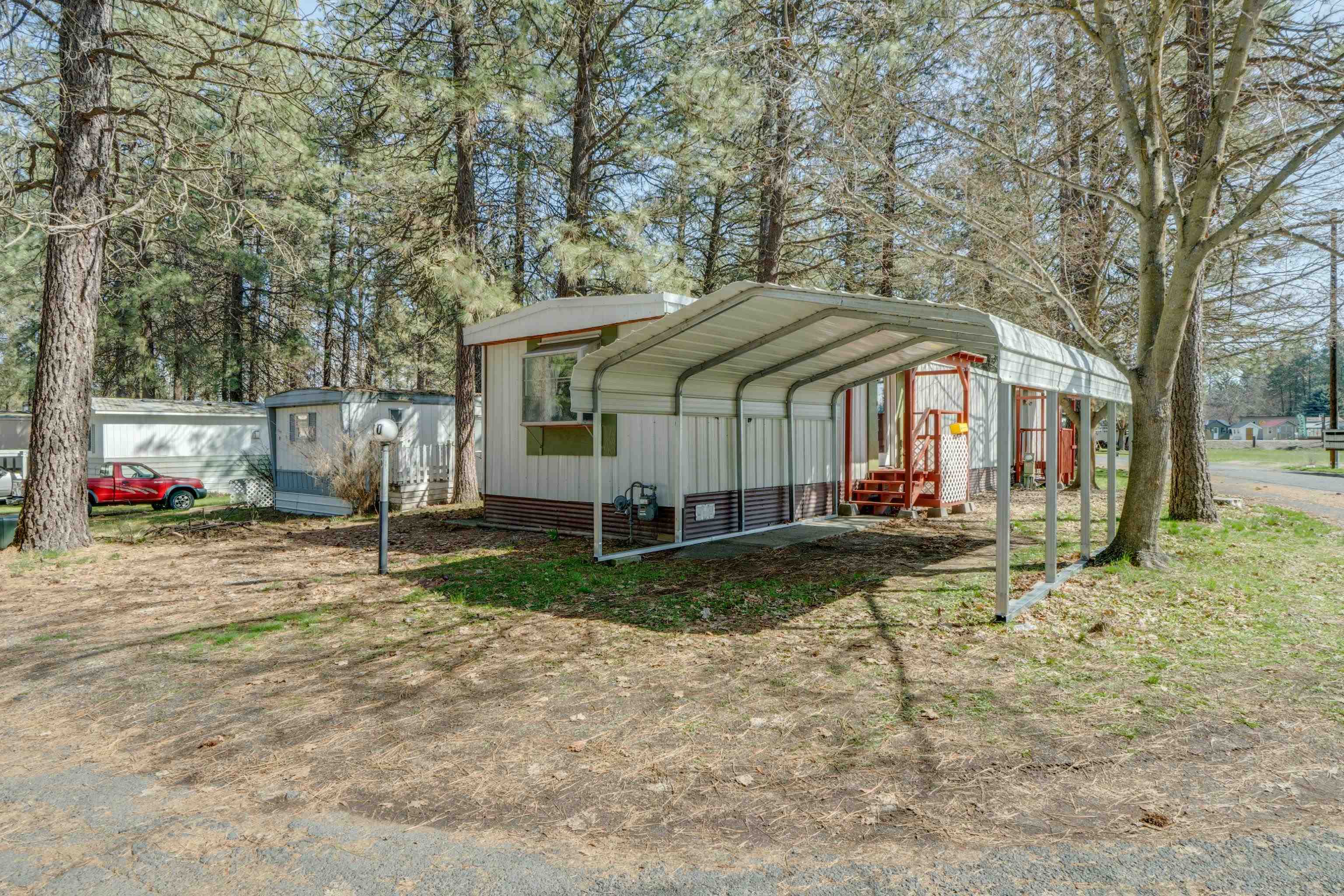 Property Photo: 3928 E Lane Park Rd #30 WA 99021