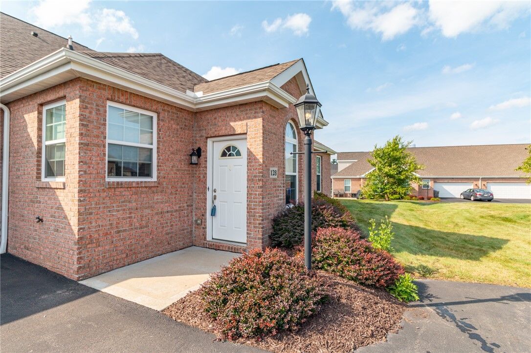 Property Photo:  128 Shelton Place  PA 16033 