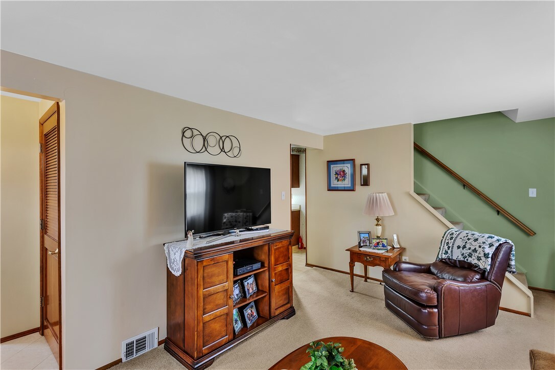 Property Photo: 5752 Wilson Drive PA 15102