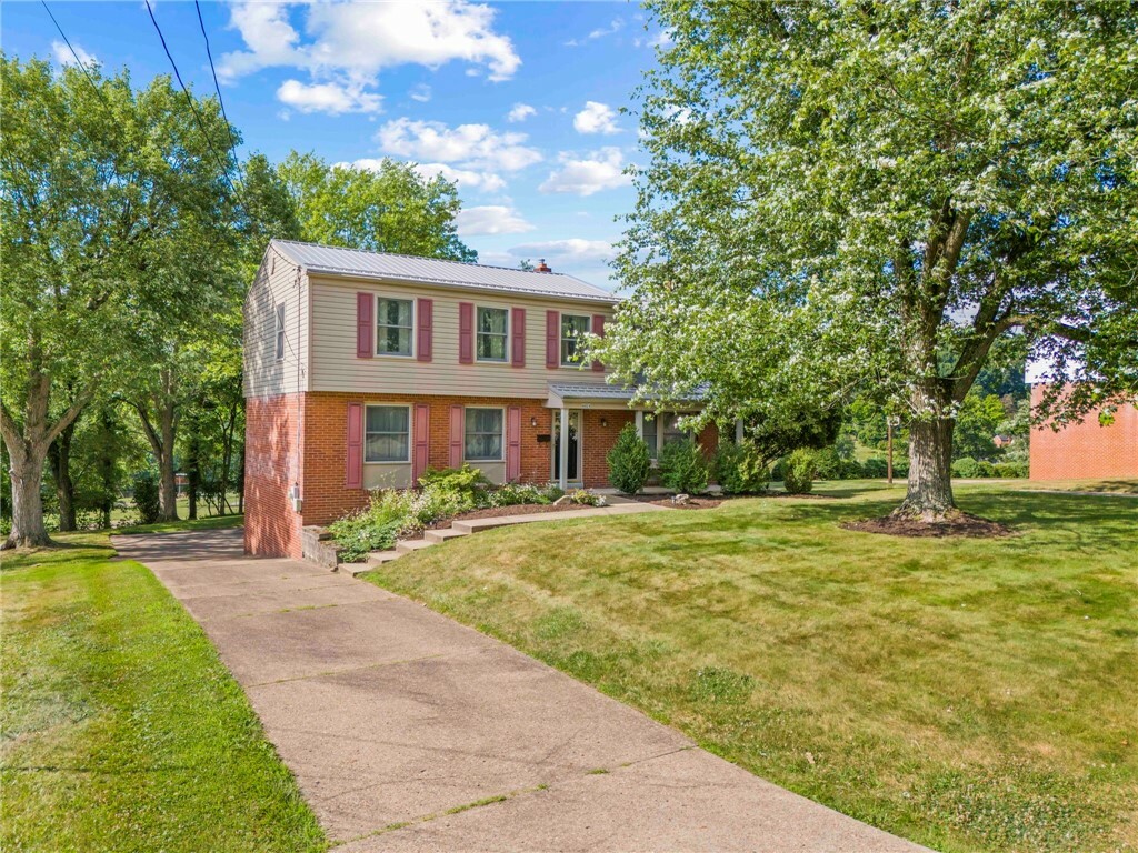 Property Photo: 6024 Oak Park Dr PA 15102