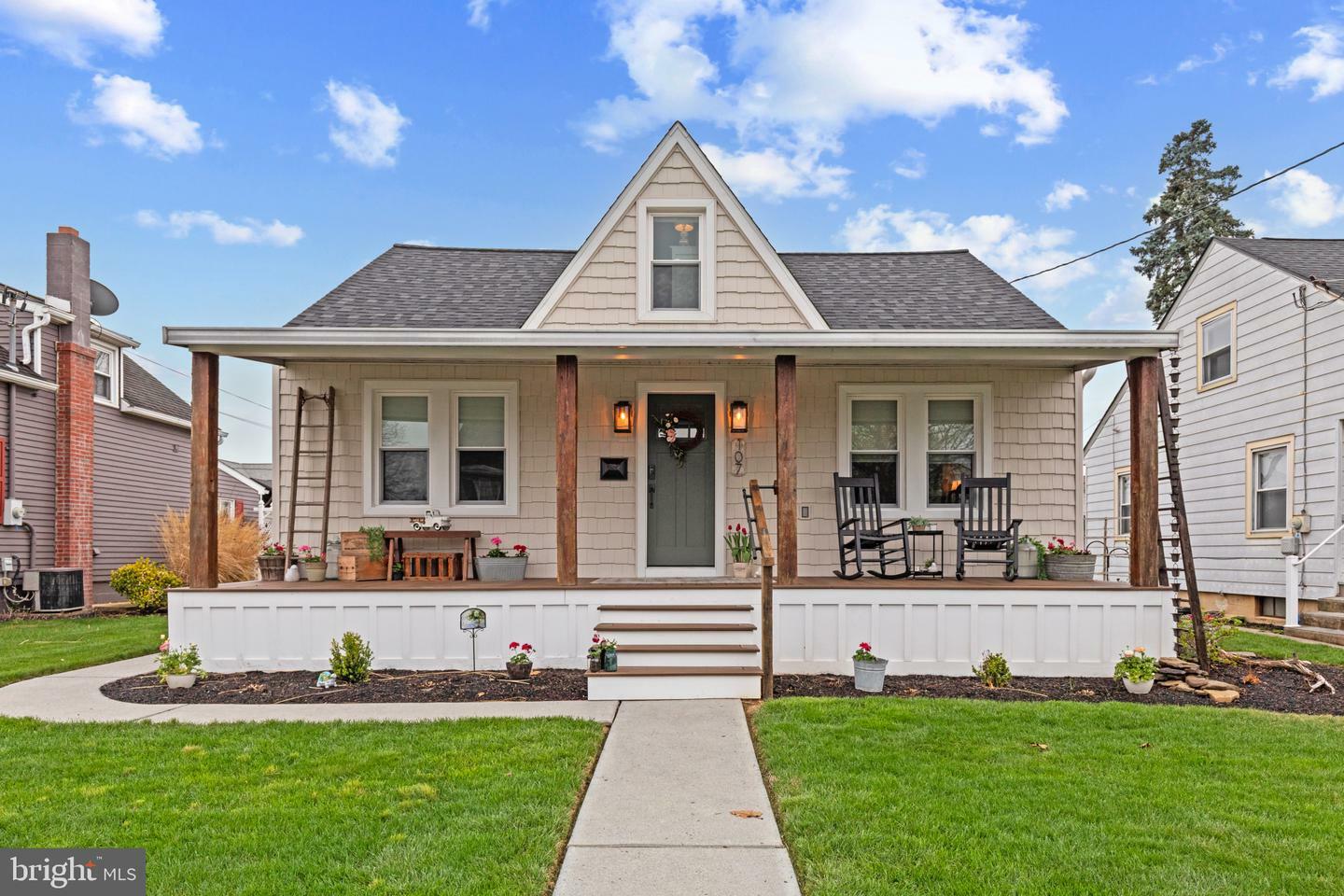 Property Photo: 107 N Franklin Street PA 17078