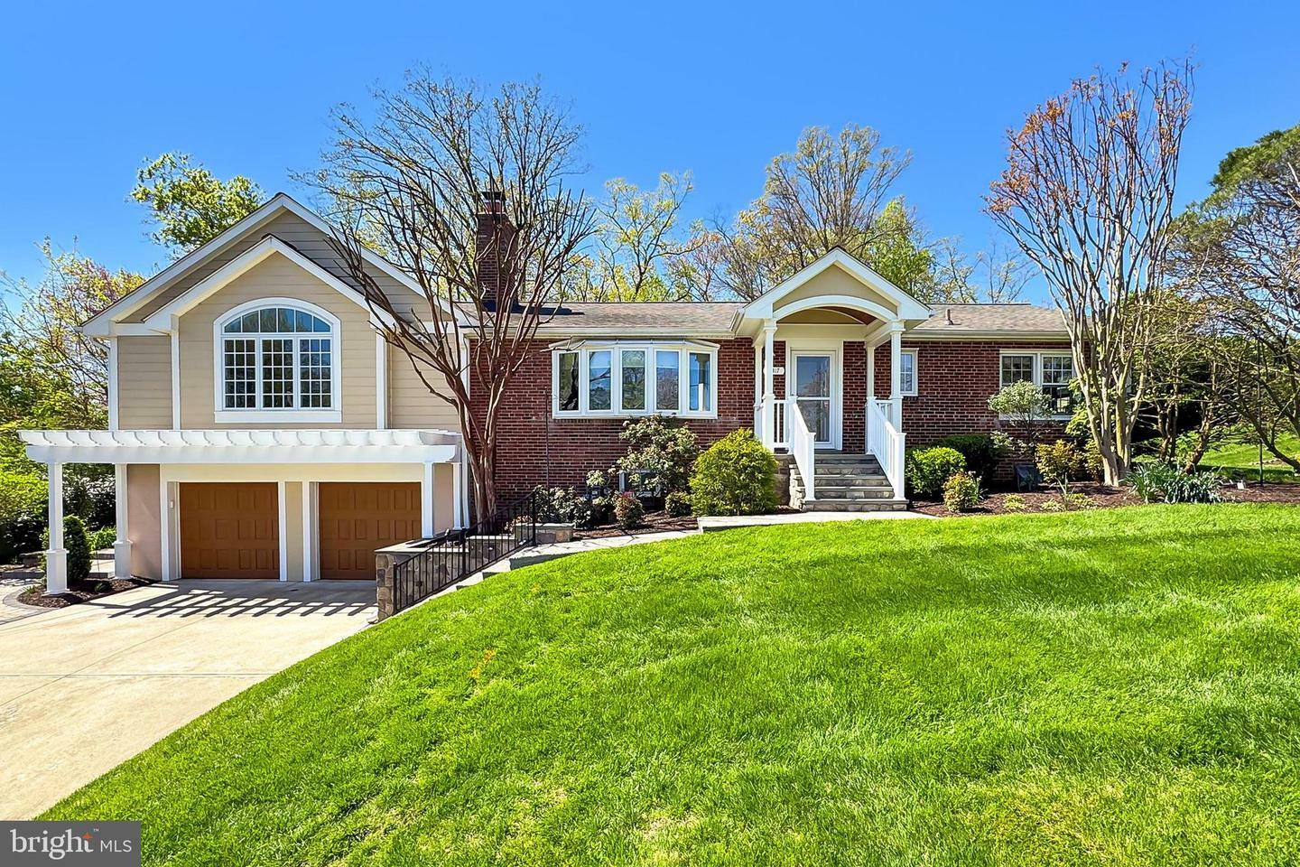 Property Photo: 3317 Sharon Chapel Road VA 22310