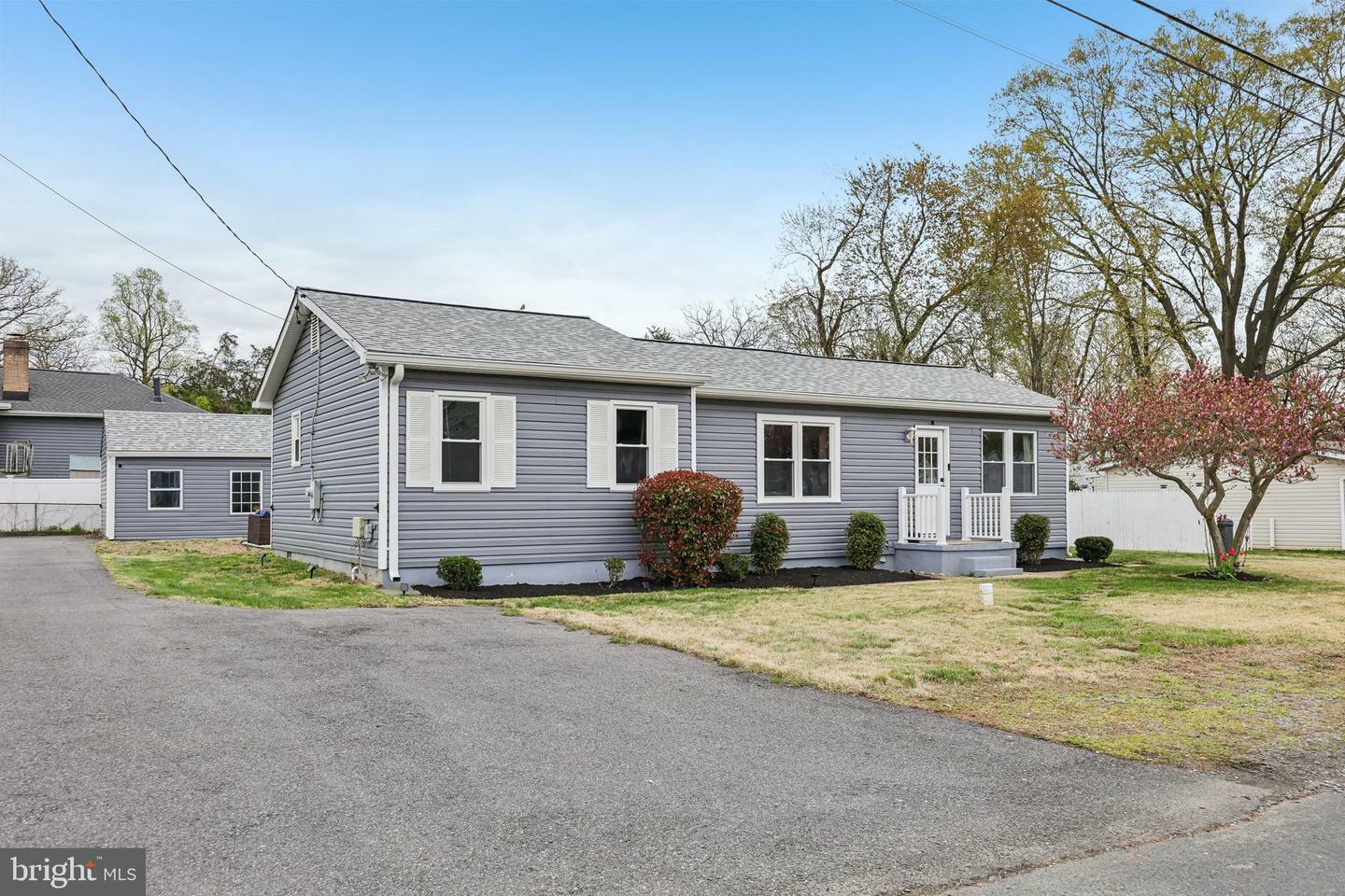 Property Photo: 1735 Fairhill Drive MD 21037