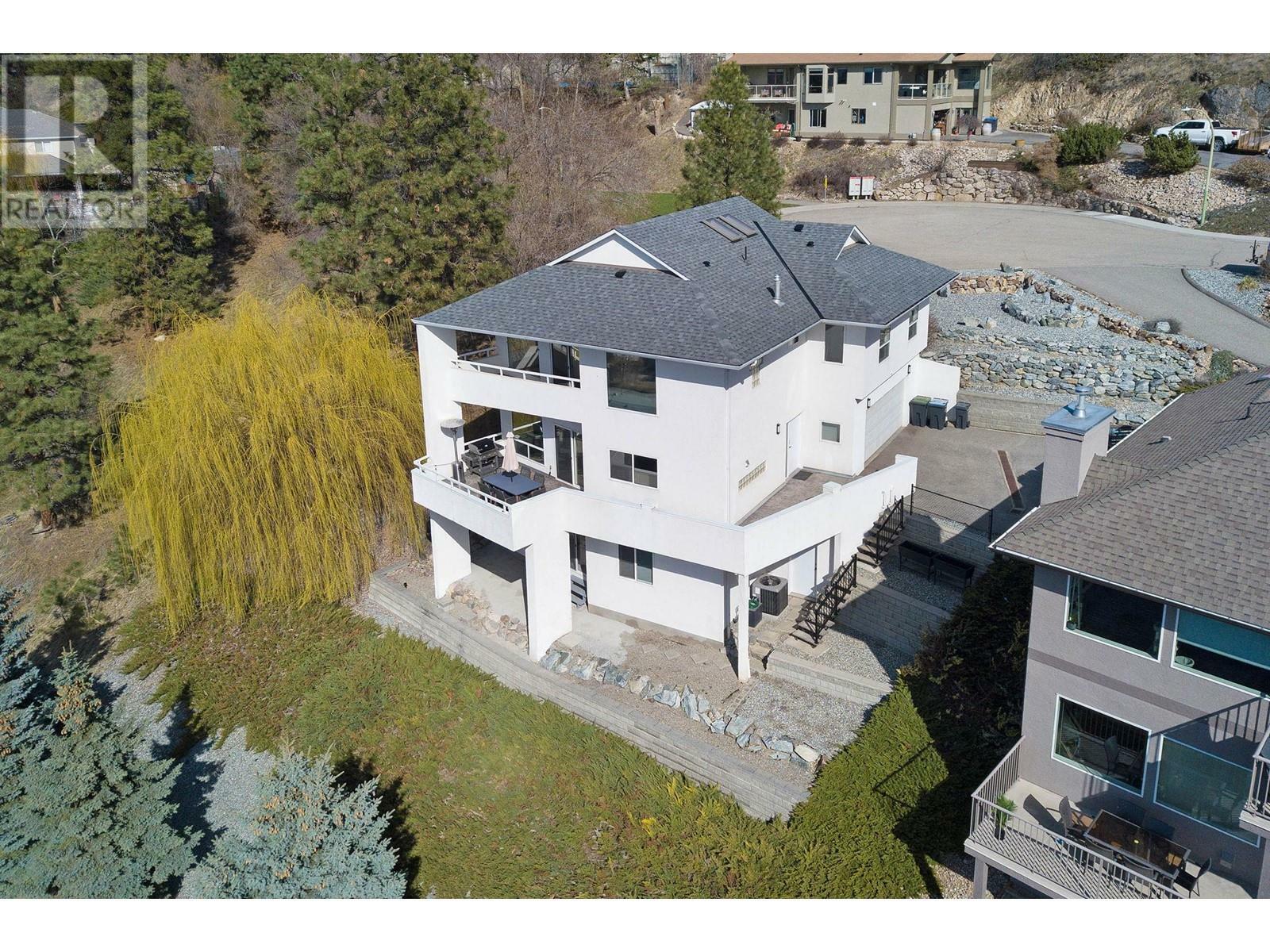 Photo de la propriété: 1022 James Hockey Place BC V1X 7L2