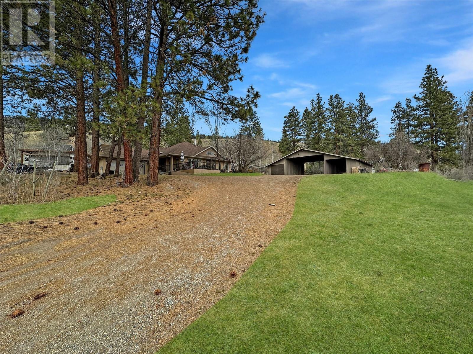 Photo de la propriété: 200 Lind Road BC V0X 1W0