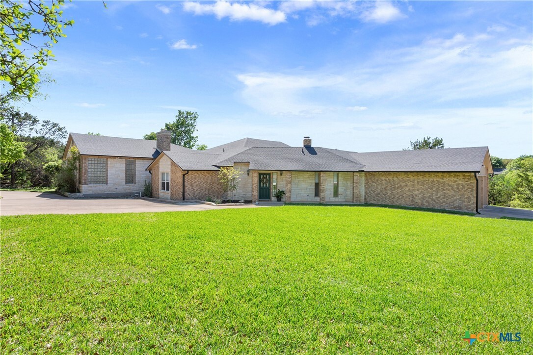 Property Photo: 5 Billy The Kid Drive TX 76513