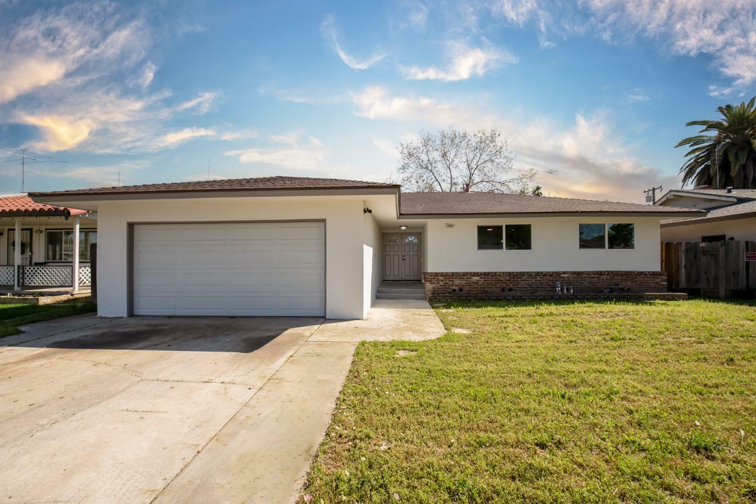 1249 E San Jose Avenue  Fresno CA 93710 photo
