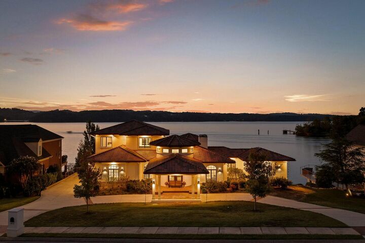 4415 Sailmaker Circle  Chattanooga TN 37416 photo