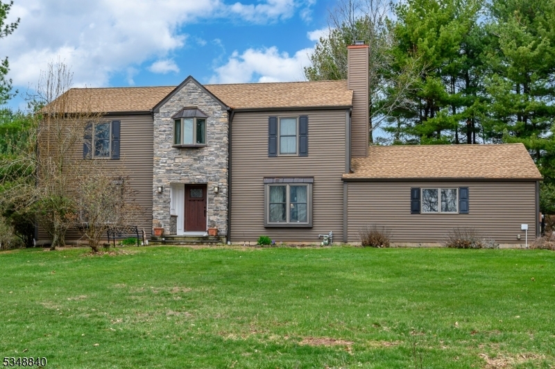 3 Prescott Ct  Raritan Twp. NJ 08822 photo