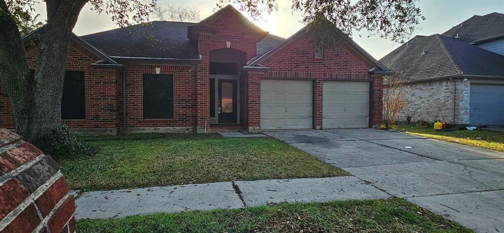 Property Photo: 3411 Somerton Drive TX 77571