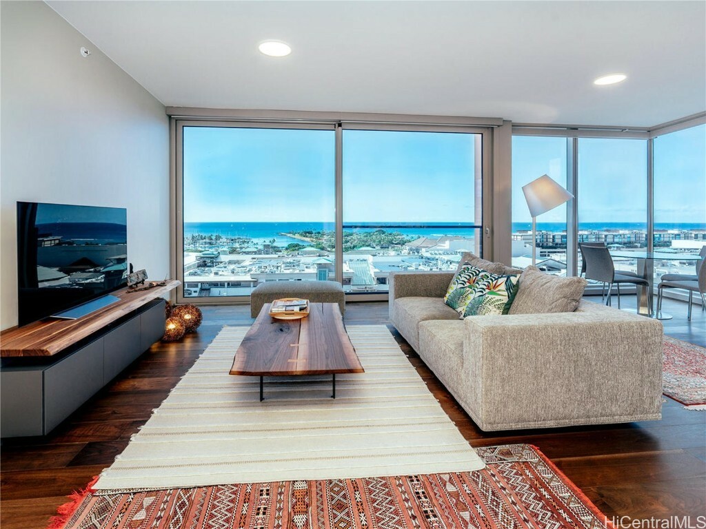 Property Photo: 1555 Kapiolani Boulevard 1307 HI 96814