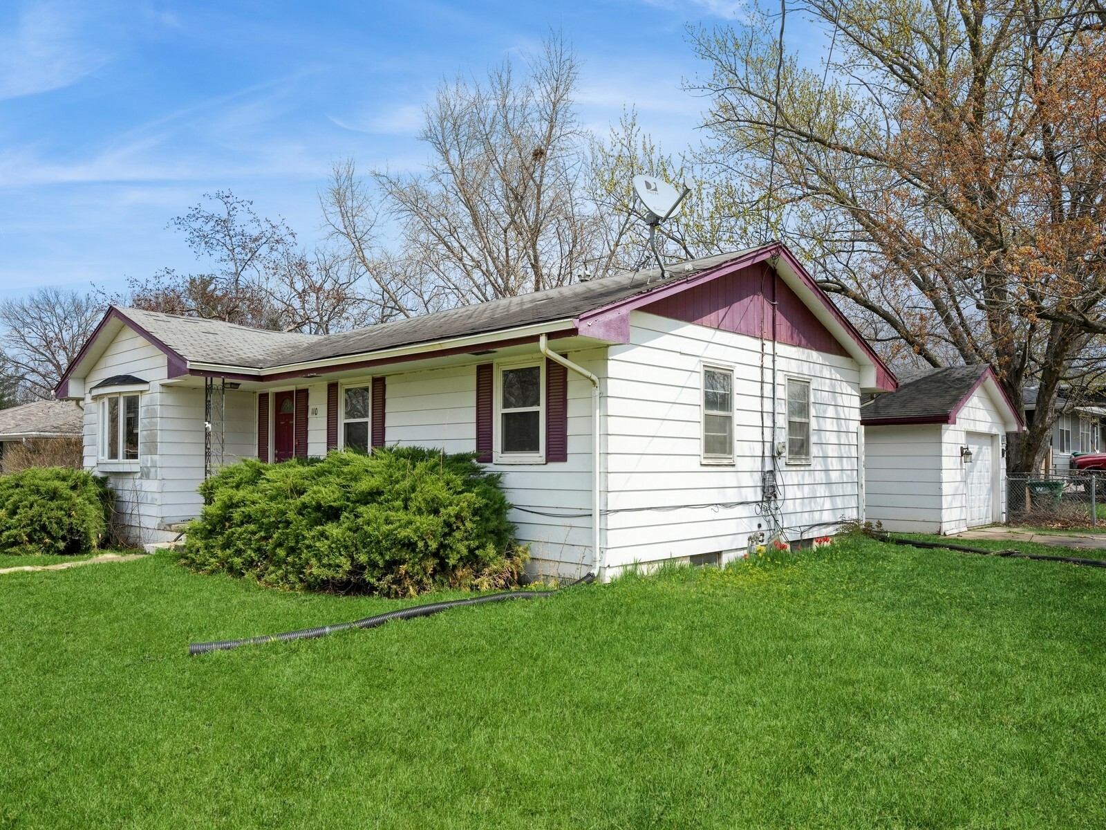 Property Photo: 110 S J Street IA 50125
