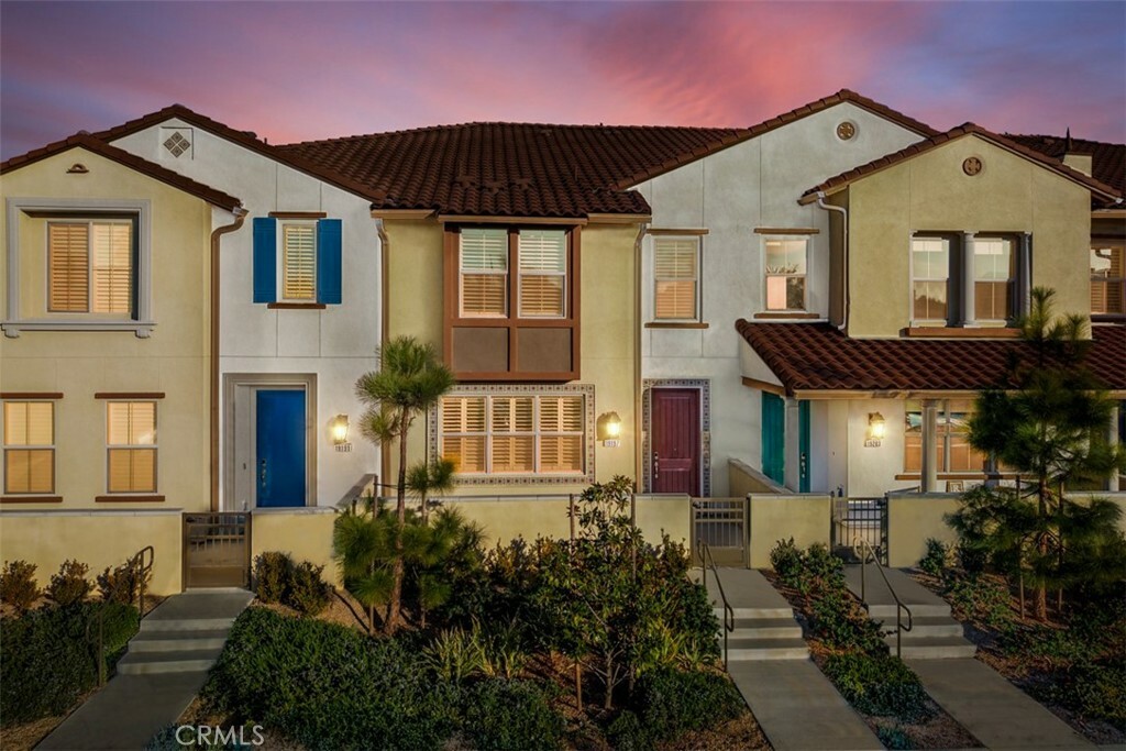 Property Photo: 19197 Tideline Ct CA 92648