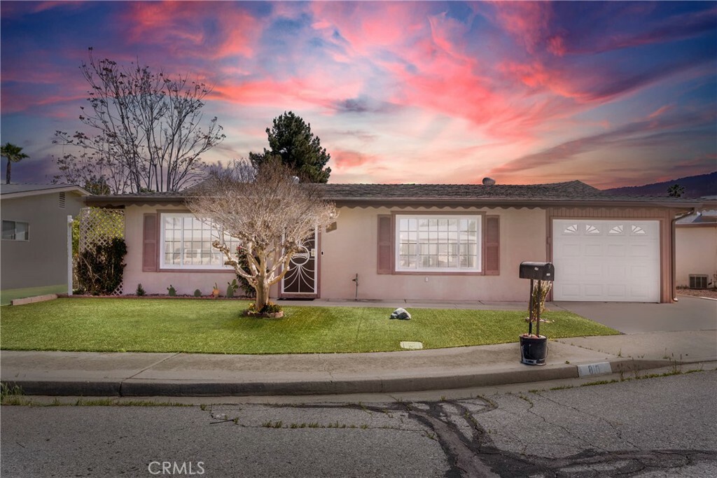 Property Photo:  810 Majela Lane  CA 92543 