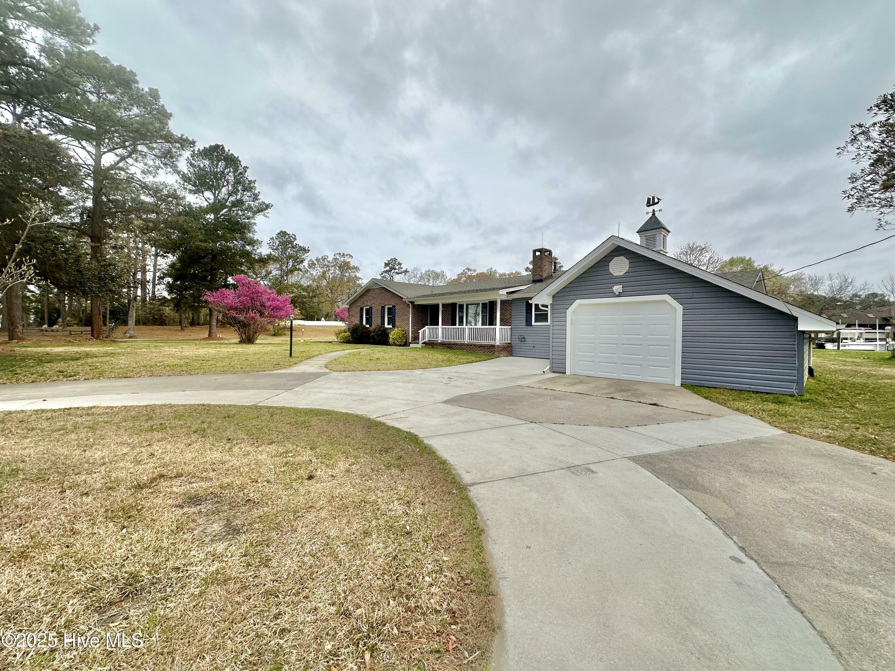 Property Photo: 105 Windy Heights Drive NC 27921