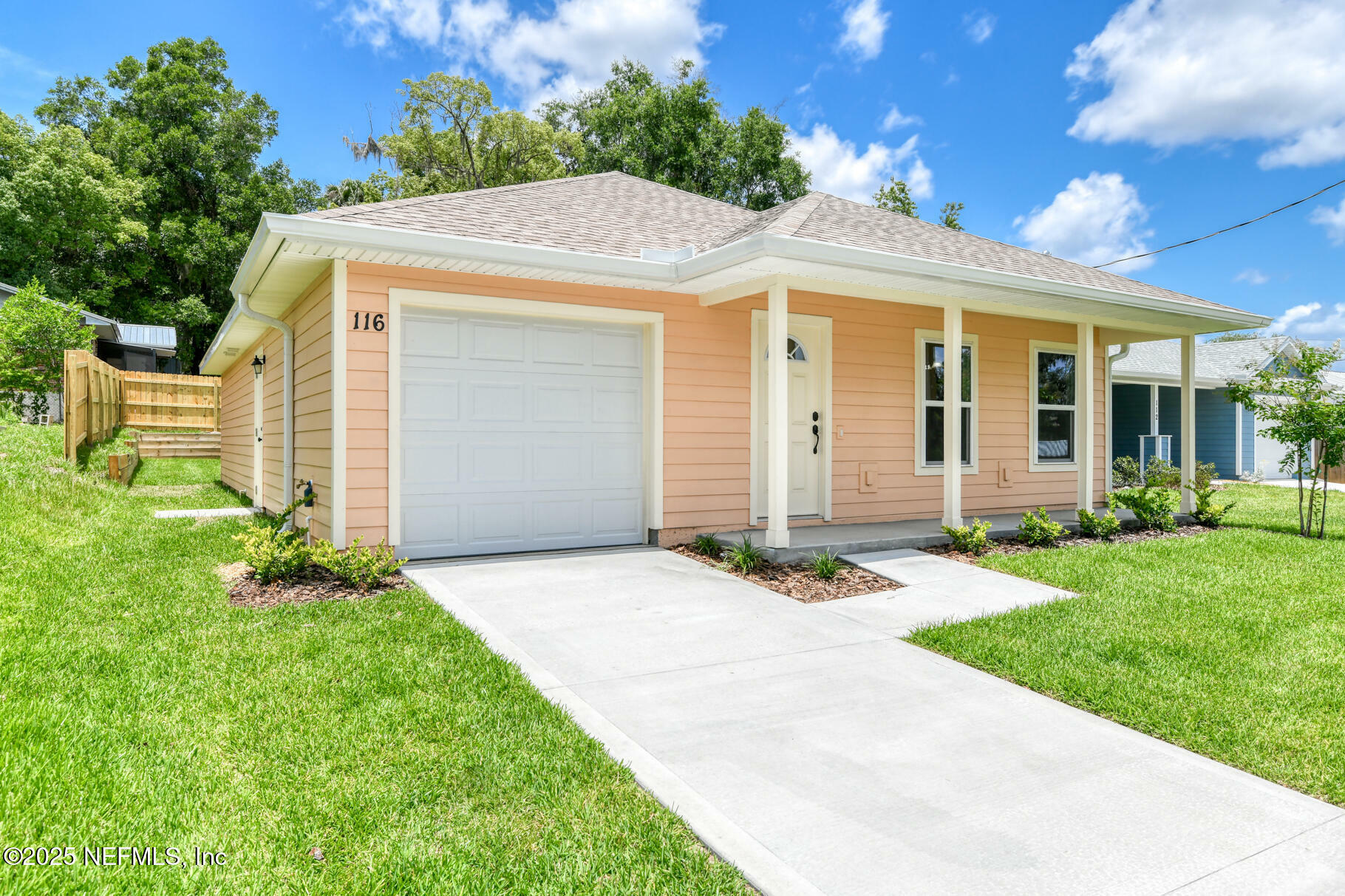 Property Photo: 116 Moseley Avenue FL 32177
