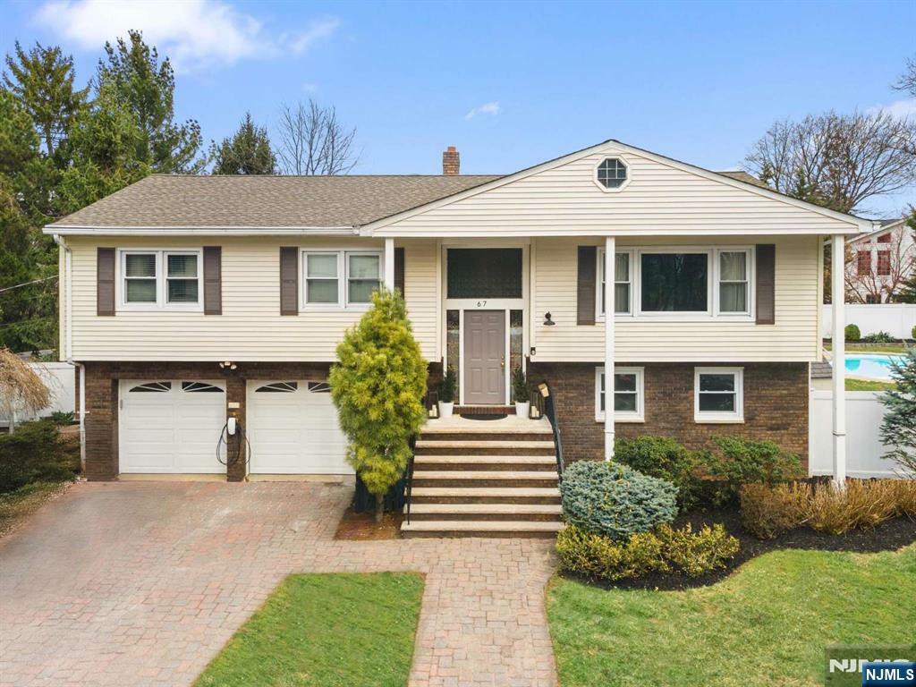 Property Photo: 67 Sherwood Court NJ 07630