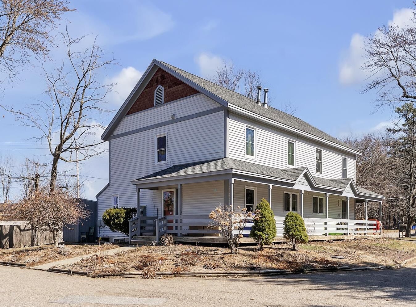 Property Photo:  282 Ethan Allen Parkway  VT 05408 