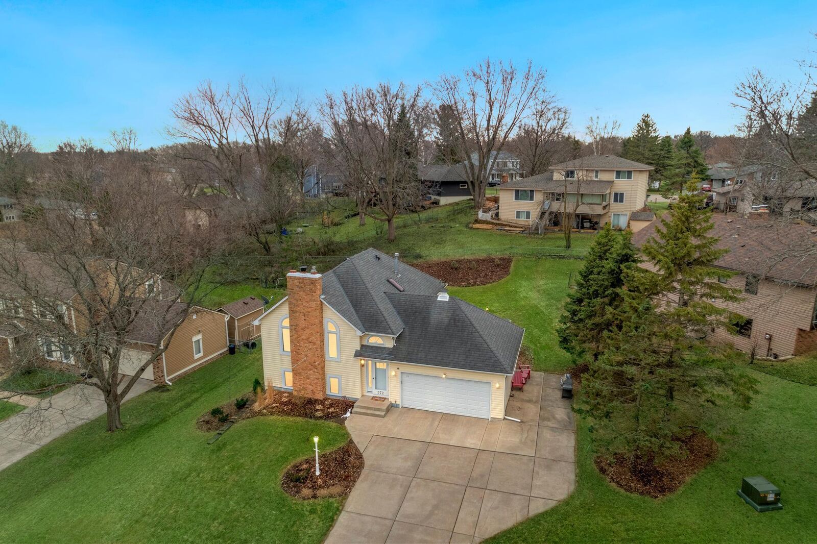 Property Photo:  372 Mary Street S  MN 55119 