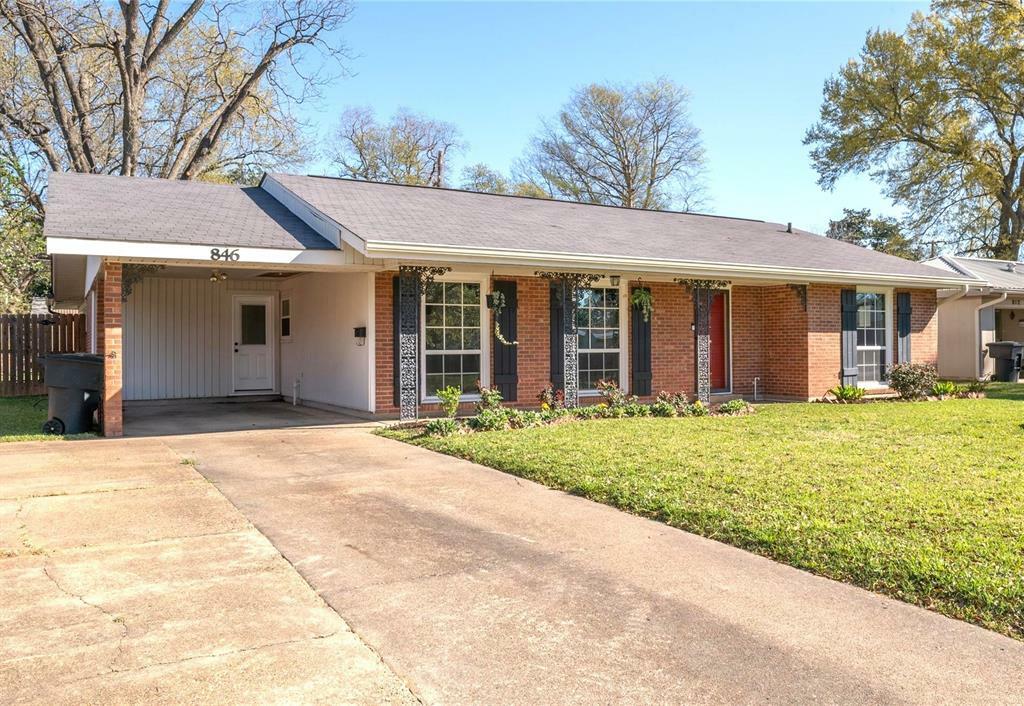 Property Photo:  846 Robards Street  LA 71105 