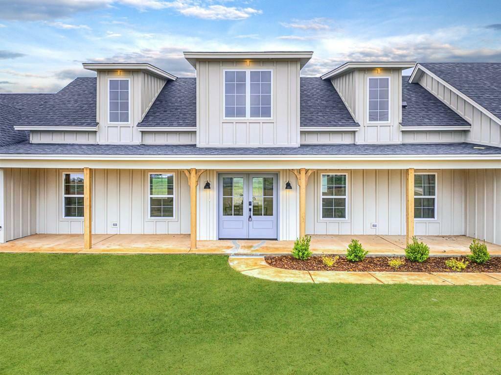 Property Photo: 2438 S May Avenue OK 73044