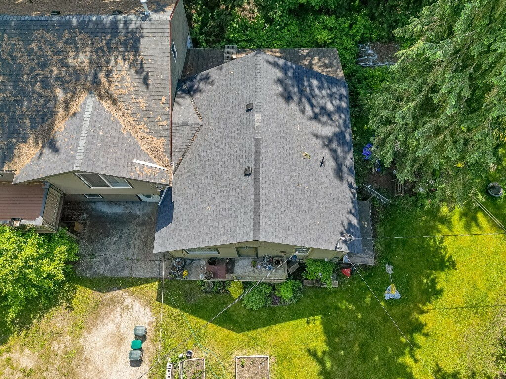 Photo de la propriété: 4850 Foothill Road SW BC V1E 3C2