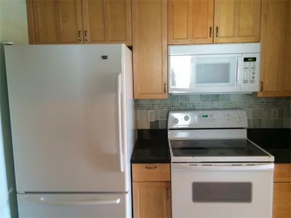 Property Photo: 21 5th Ave 21 MA 02472