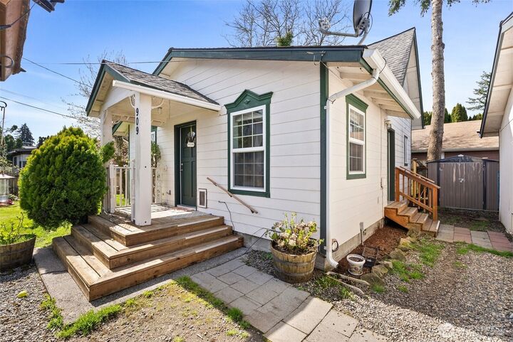 Property Photo: 909 Goff Street WA 98531