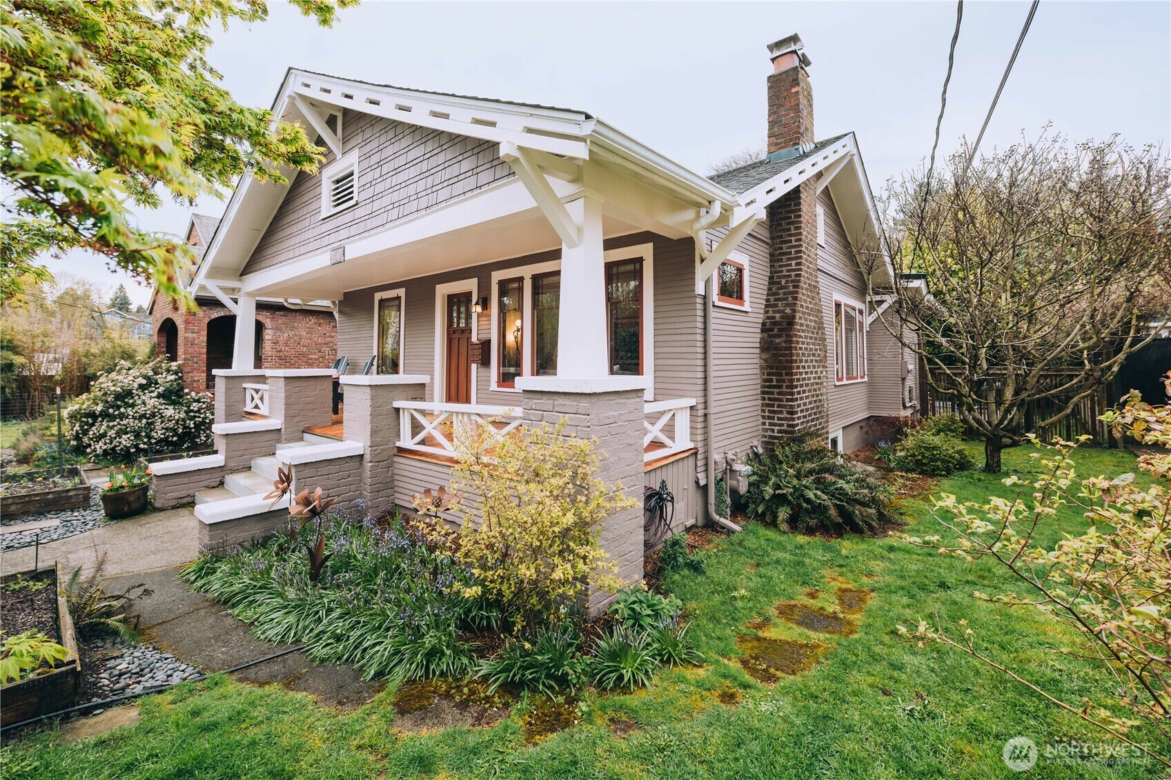 Property Photo:  1416 N 49th Street  WA 98103 