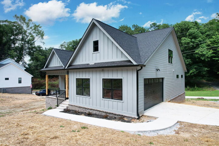 Property Photo:  4027 Bow Street NE  TN 37312 