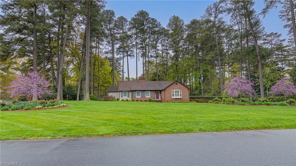 Property Photo: 2600 Bitting Road NC 27104
