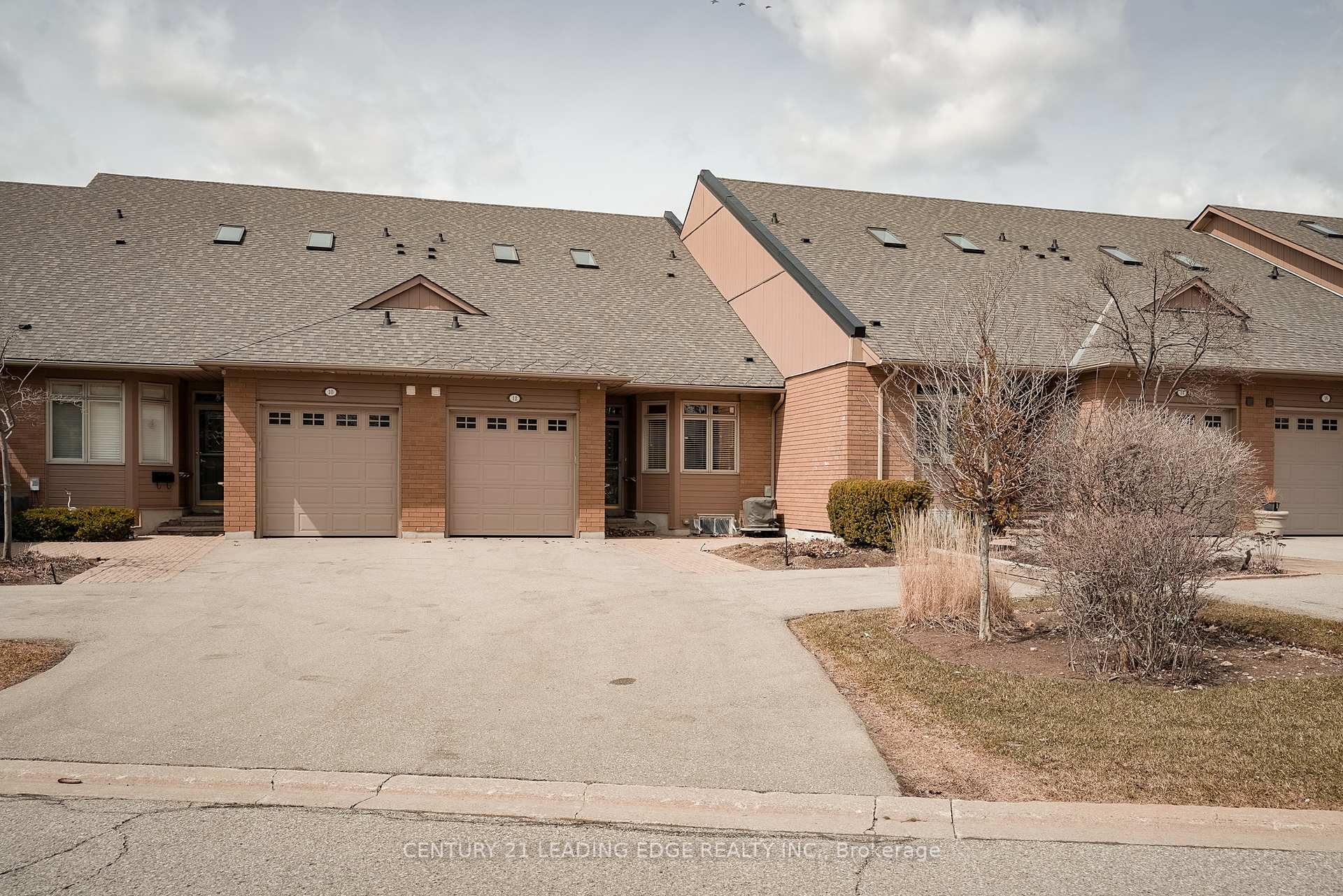 Property Photo: 12 Lakeside Vista Way ON L6E 1J2