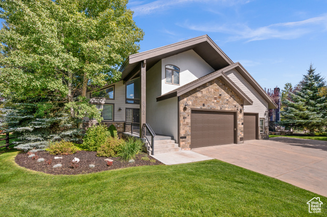 Property Photo: 872 Martingale Ln UT 84098