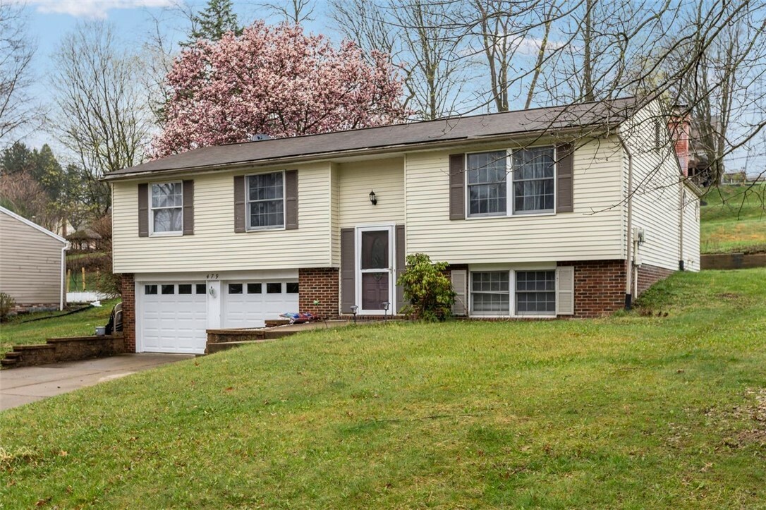 479 Diablo Dr  Upper St. Clair PA 15241 photo