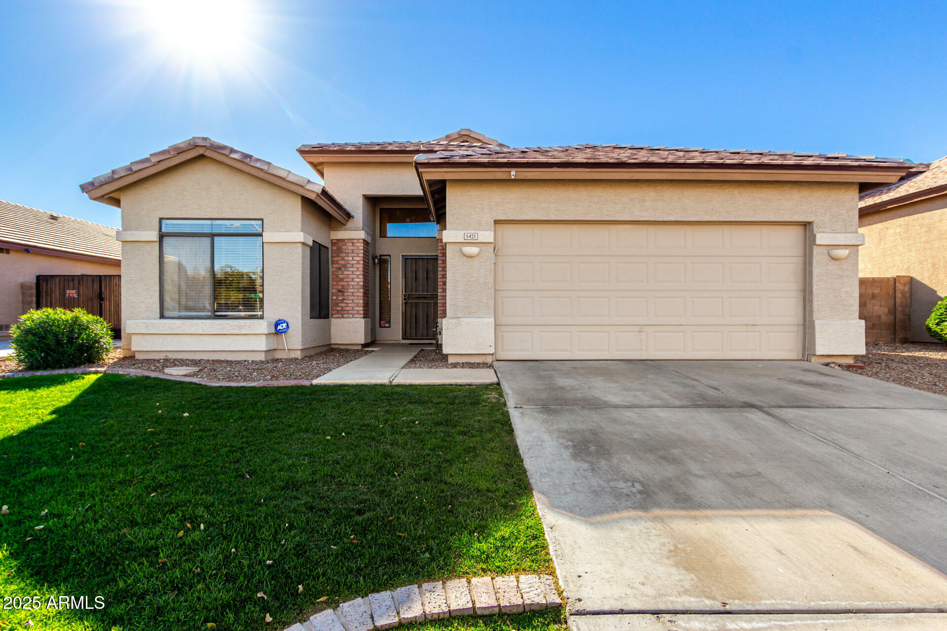 Property Photo: 5421 W Villa Rita Drive AZ 85308
