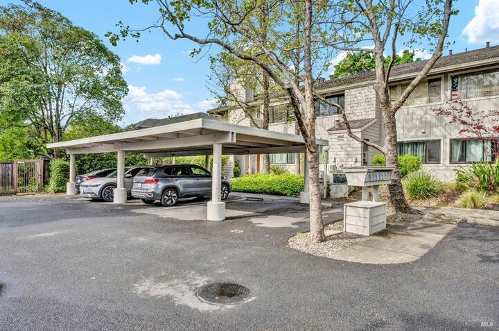 Property Photo:  797 W Spain Street  CA 95476 