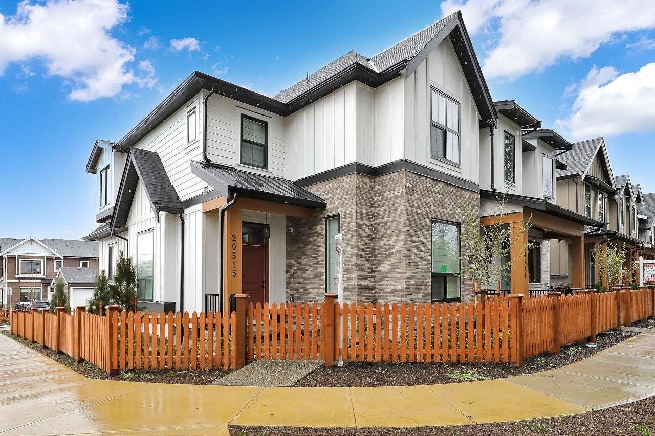 Photo de la propriété: 20515 74B Avenue BC V2Y 1V5