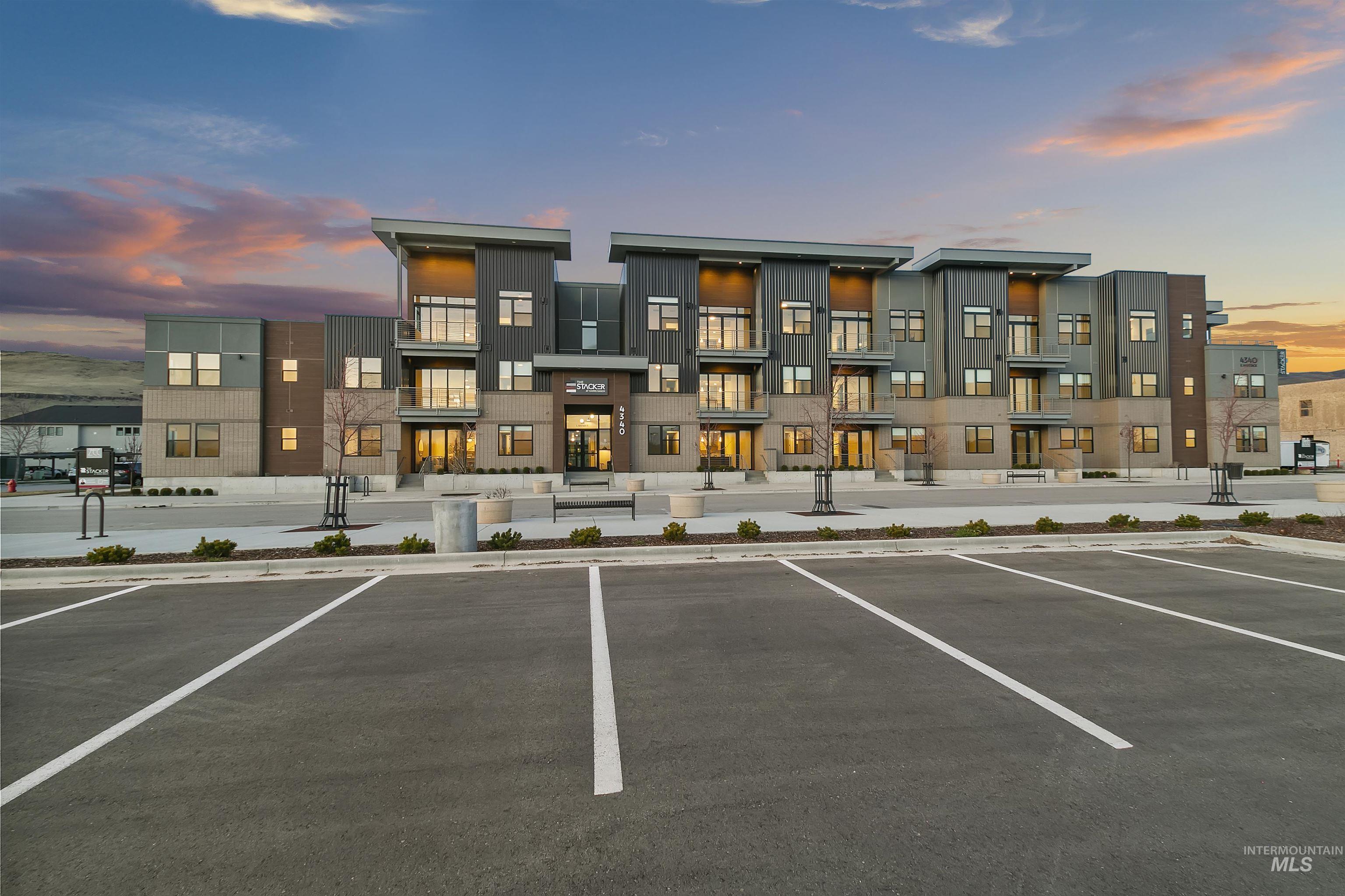 Property Photo: 4340 E Haystack St 208 ID 83716