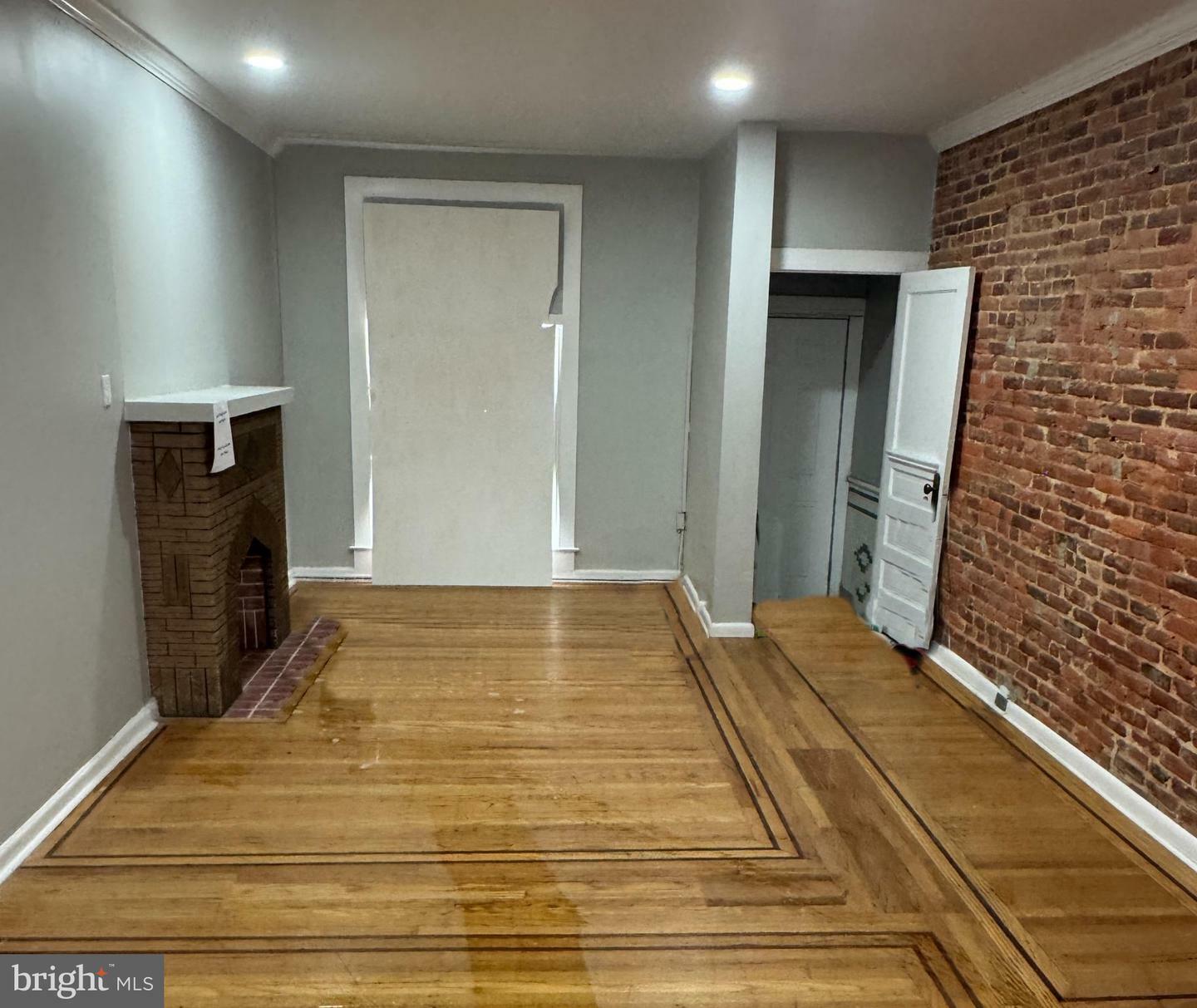 Property Photo: 743 N Kenwood Avenue MD 21205