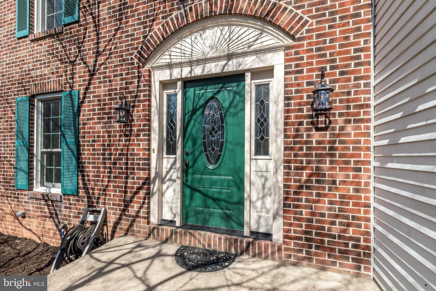 Property Photo: 445 Stonemason Way PA 19446