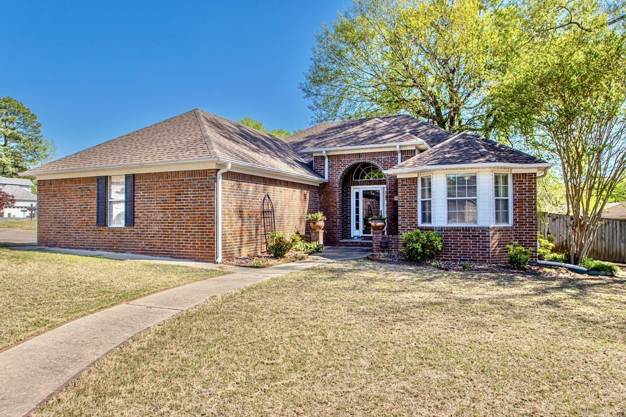 Property Photo: 1007 Spring Creek Cove AR 72015