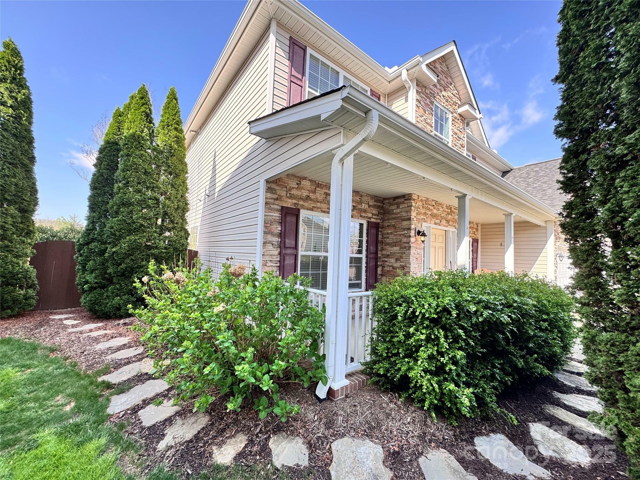 Property Photo: 26 Trey Bourne Drive NC 28804