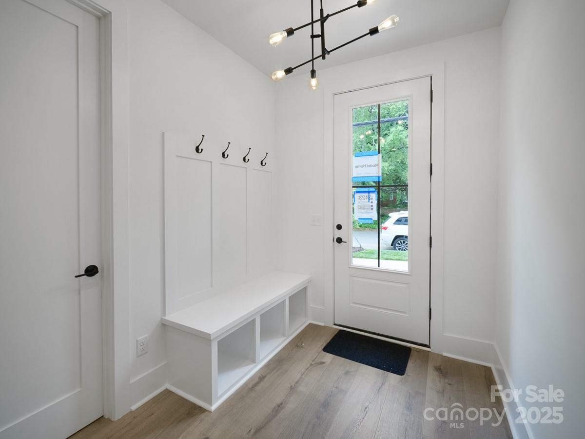 Property Photo:  2516 Park Rose Lane 15  NC 28204 