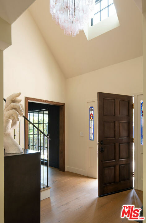 Property Photo: 1524 Sunset Plaza Dr CA 90069